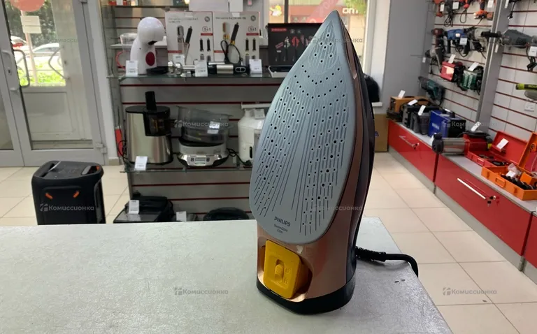 Утюг Philips GC4909