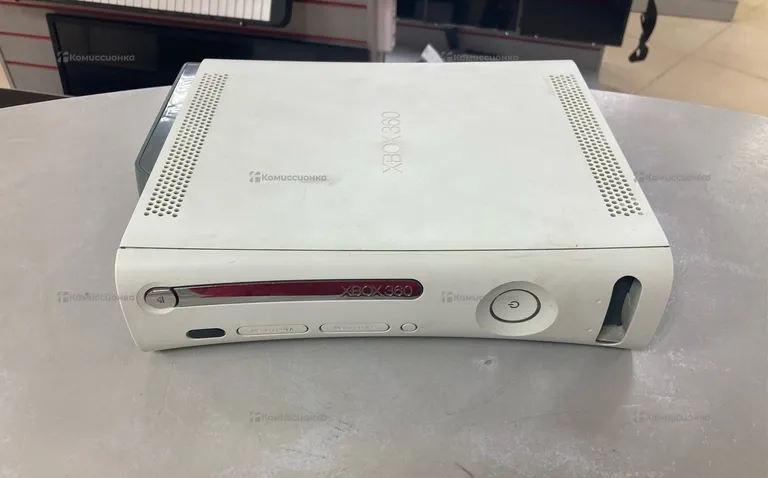 Приставка Xbox 360 60gb (прошитый)