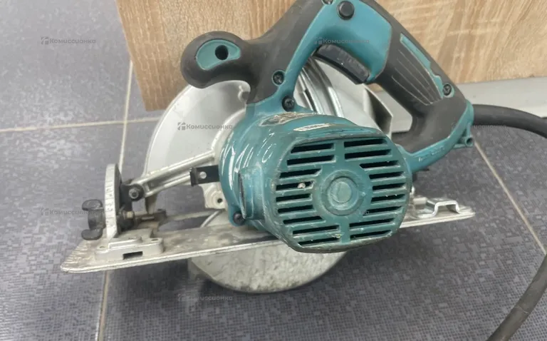циркулярная пила Makita HS7601
