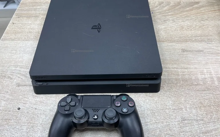 Приставка PS4. slim 500 Gb