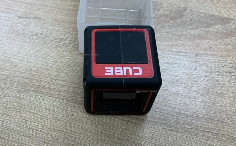 Cube laser class 2