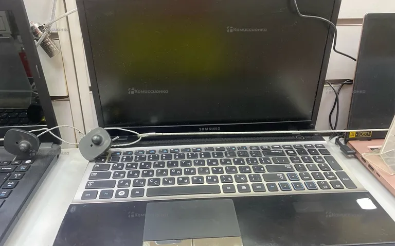 Ноутбук Samsung