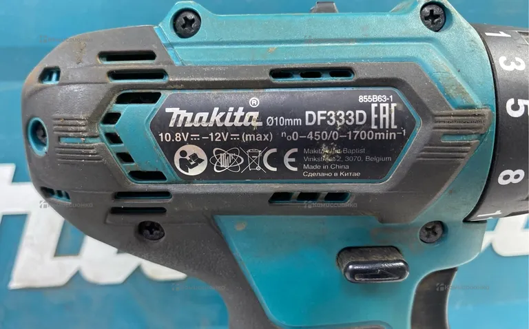 Дрель-Шуруповерт Makita DF333D