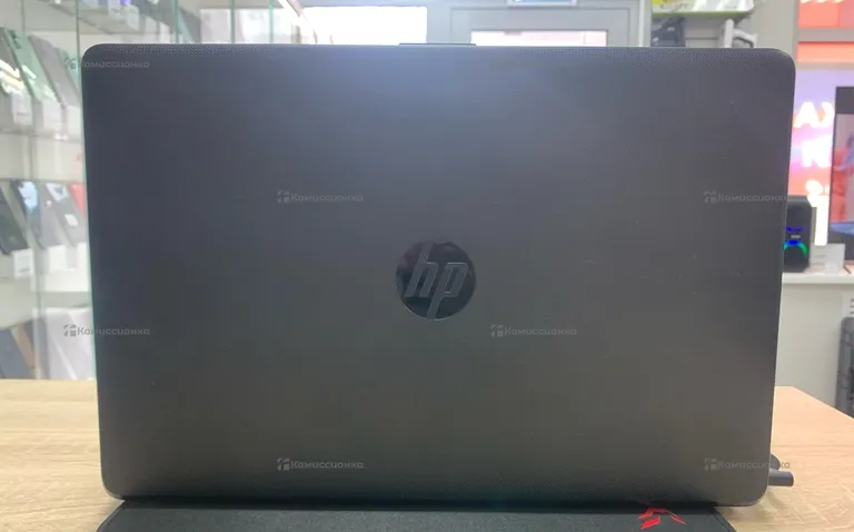 Ноутбук  HP Intel Core i3-5005U