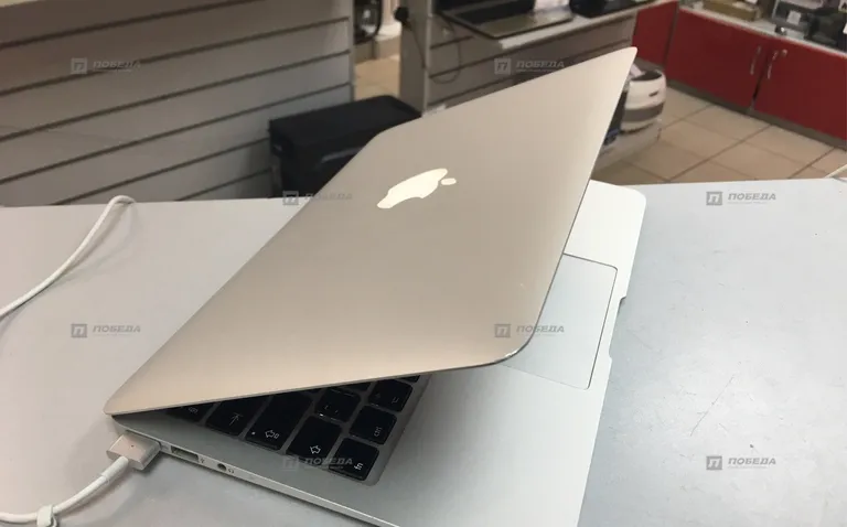 MacBook Air 11 2012