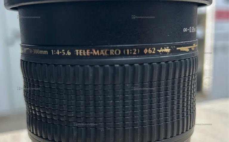 Объектив Sony minolta