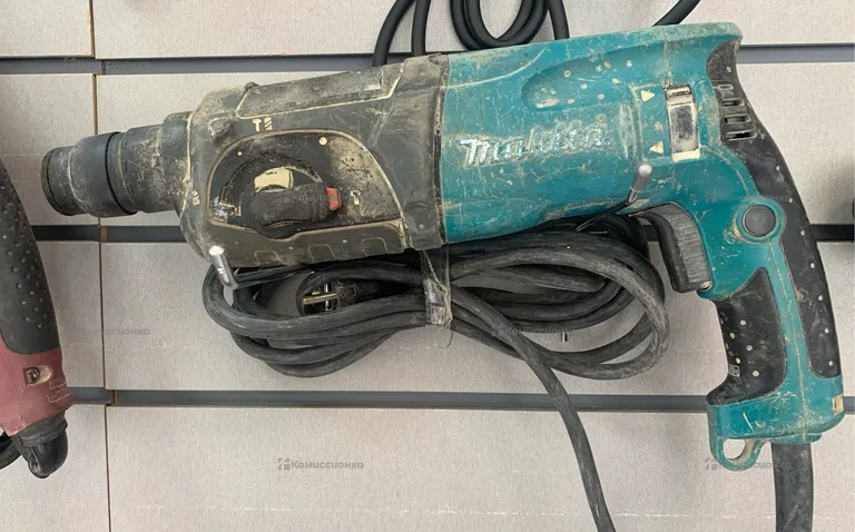 Перфоратор HR2470