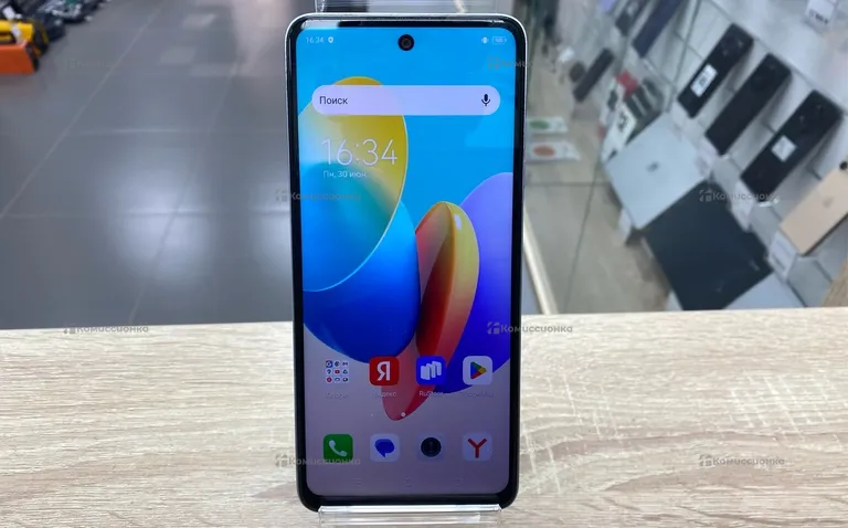 Tecno Tecno Spark go 2024 4/64 gb
