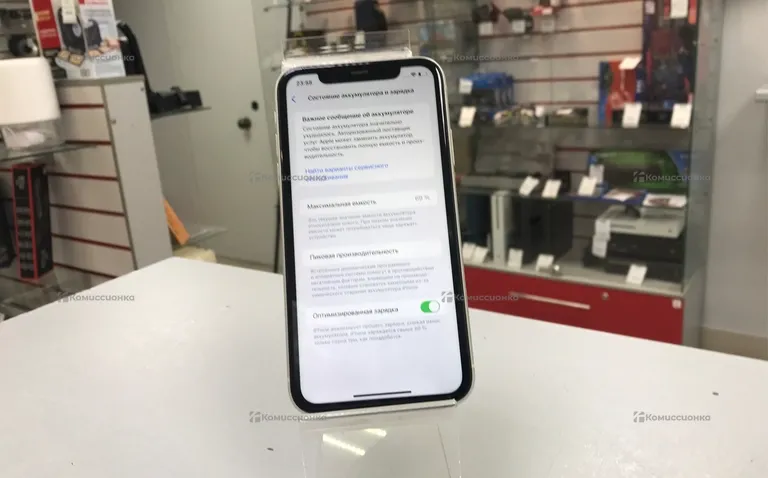 Apple Iphone 11 64 ГБ.