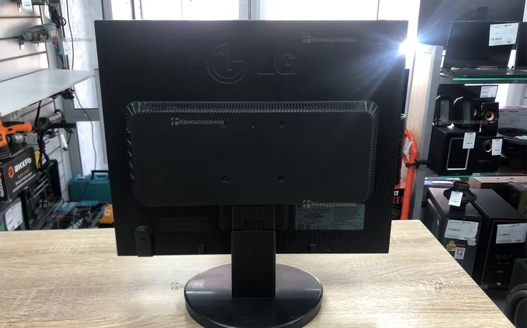 Монитор LG Flatron L1953S