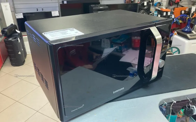 Микроволновая печь  Samsung MS23F302TAK