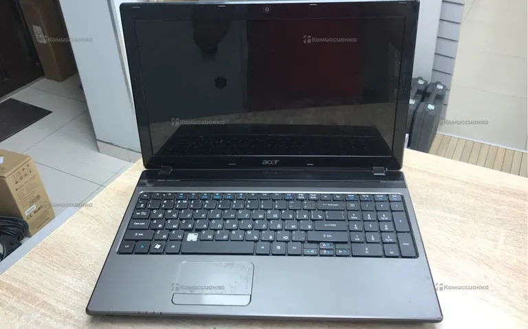 Ноутбук acer aspire5560
