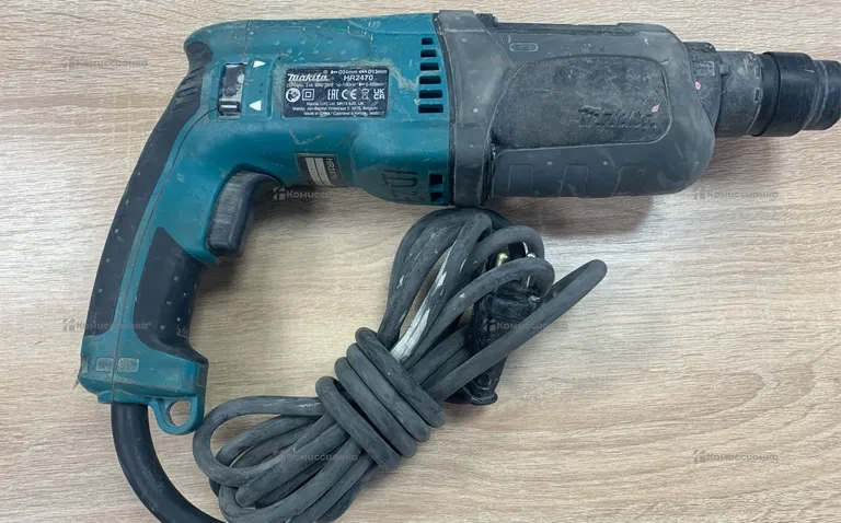 перфаратор makita HR2470 (2023)