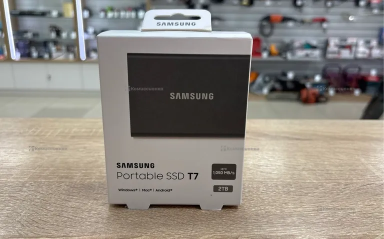 Жесткий диск  Samsung Portable SSD t7 2Tb