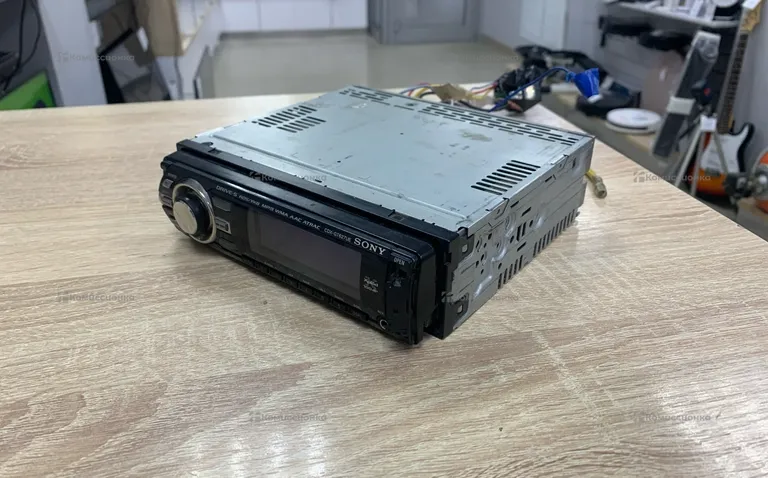 Автомагнитола Sony cdx-gt627ue