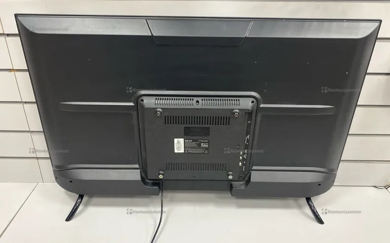 Телевизор DEXP 40FCS1