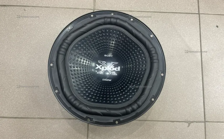Сабвуфер Sony Xplod 1350W