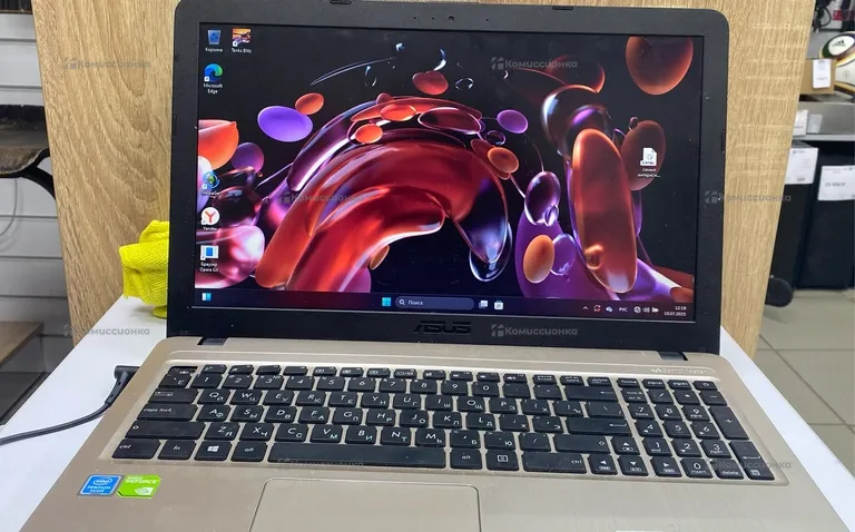 Ноутбук  Asus D540W