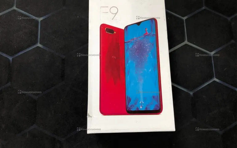 Oppo F9 pro 8256 GB