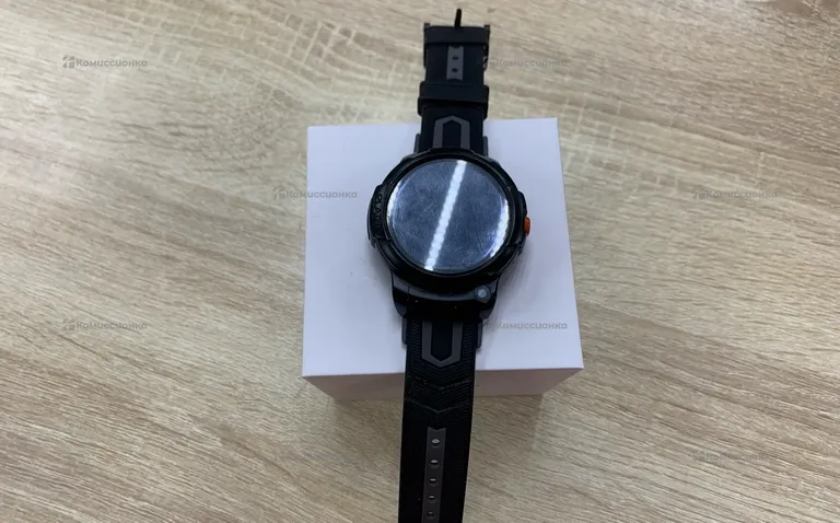 Часы  Elari 4g Wink