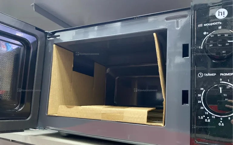 Микроволновая печь Hi M020B05