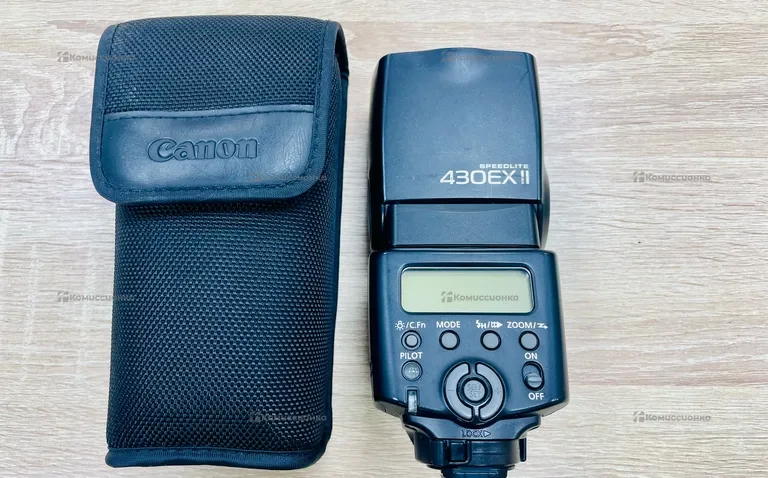 Вспышка Canon Speedlite 430EX