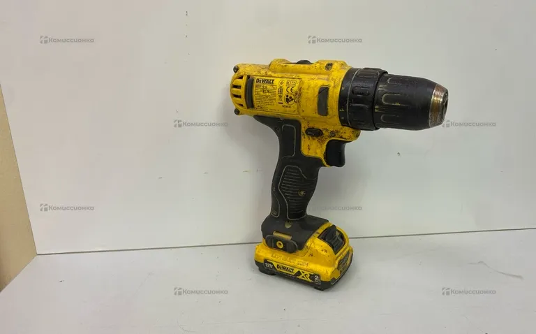 Дрель-Шуруповёрт Dewalt DCD710