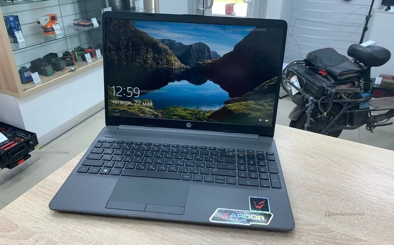 Ноутбук HP 250 G8
