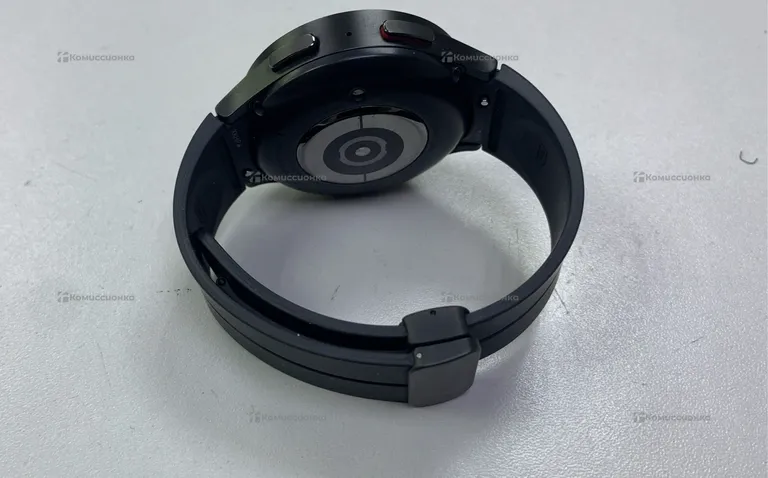 Часы  Samsung Galaxy Watch 5 Pro