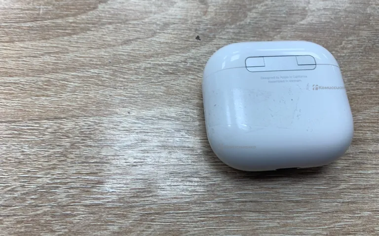 Наушники  AirPods 4