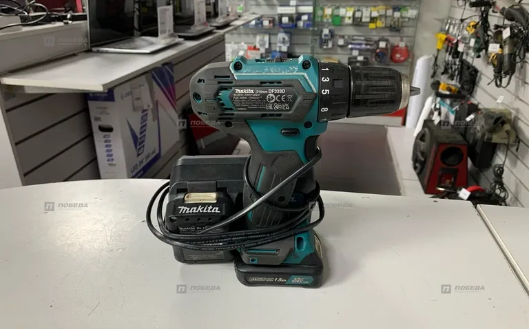 Дрель шуруповёрт Makita DF333D