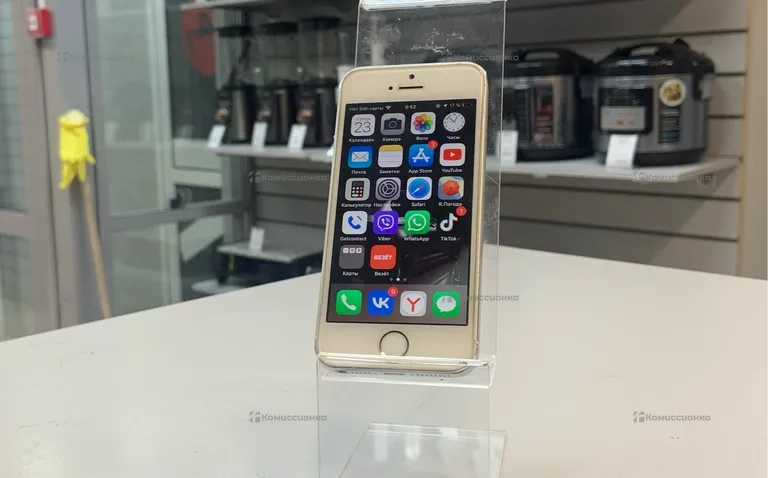Apple iPhone 5S 16 ГБ