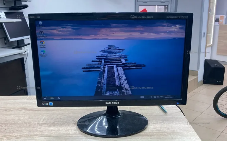 Монитор Samsung S19B150