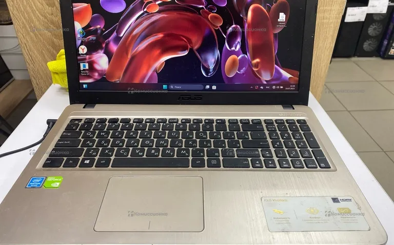 Ноутбук  Asus D540W