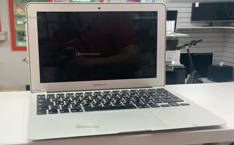 Ноутбук  MacBoock Air 2013
