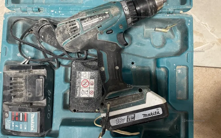 дрель шуруповерт Makita DF457D