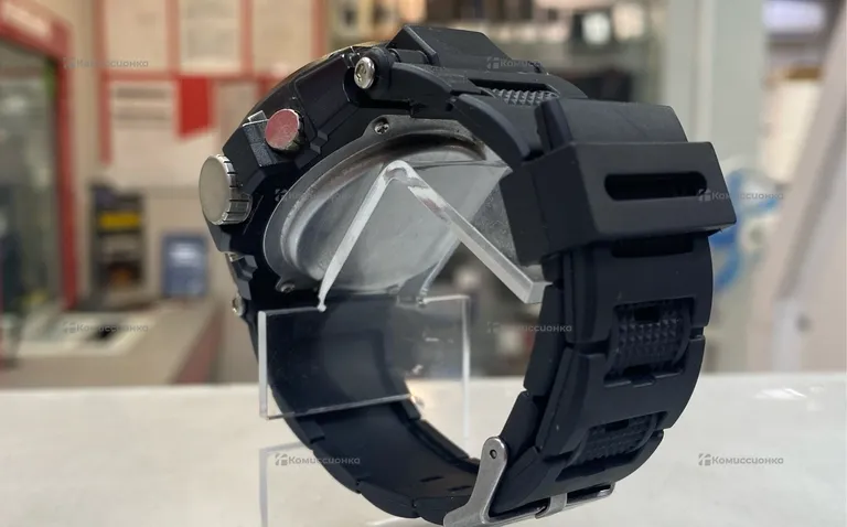 Часы  Sport Watch