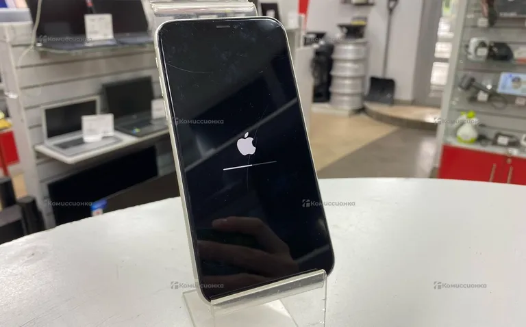 Apple iphone  11 64