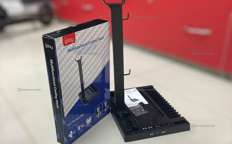 вертикальня подставка с охлаждением PS5