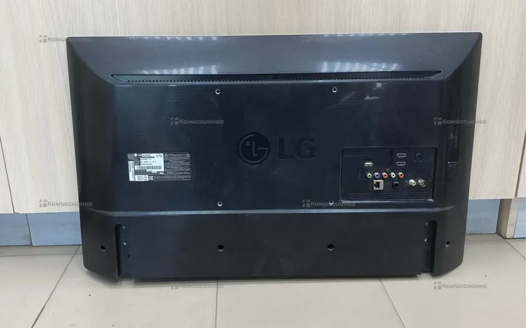 Телевизор LG 32LH595U