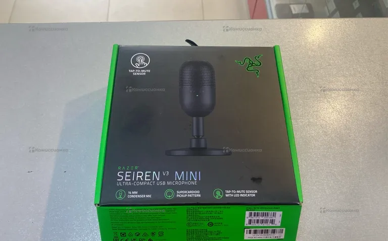 Микрофон Razer seiren v3 mini