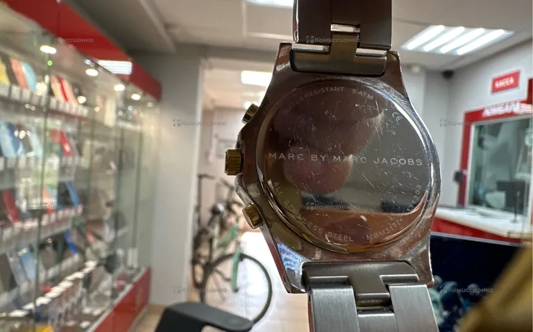 наручные часы Marc Jacobs MBM3177