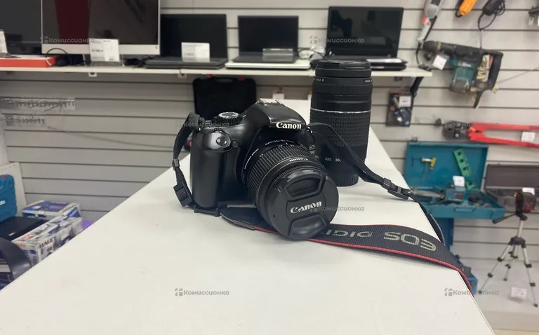 Фотоаппарат  Canon eos 1100D