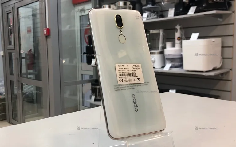 Oppo F11 8256 GB