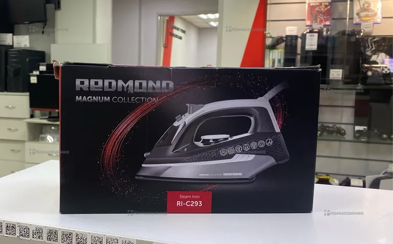 Утюг Redmond RI-C293
