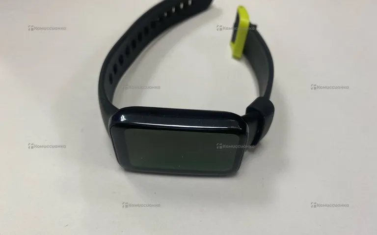 Часы  mi band 7 pro