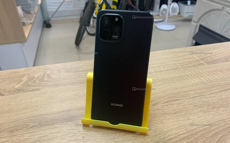 Huawei Nova Y61 4/128 ГБ