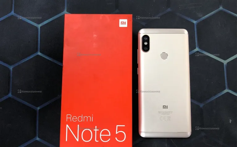 Xiaomi Redmi Note 5 4/64Gb