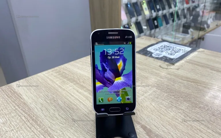Samsung Galaxy GT-S7562