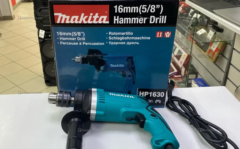 Ударная дрель Makita HP1630.